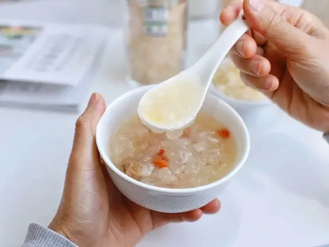 有机富硒本草银耳